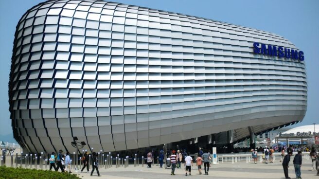 Samsung posee cientos de oficinas en Estados Unidos, Europa y Asia