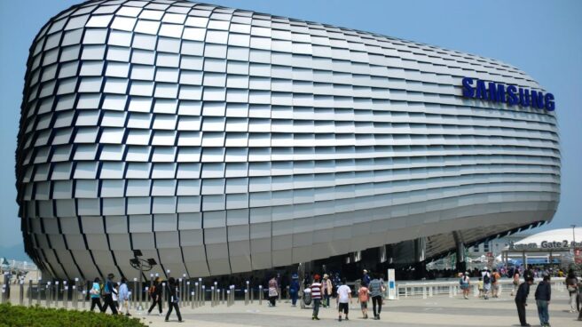 Samsung posee cientos de oficinas en Estados Unidos, Europa y Asia Samsung posee cientos de oficinas en Estados Unidos, Europa y Asia