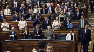 Baja el pesimismo por la situación política tras la investidura de Sánchez