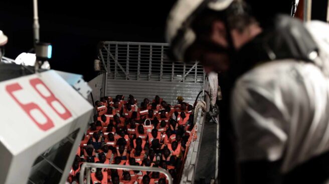 aquarius_rescate_valencia Inmigrantes a bordo del buque Aquarius, operado por SOS Mediterranee y Médicos sin Fronteras.
