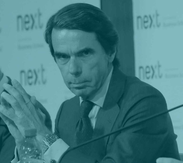 Aznar, la luna y el centro derecha