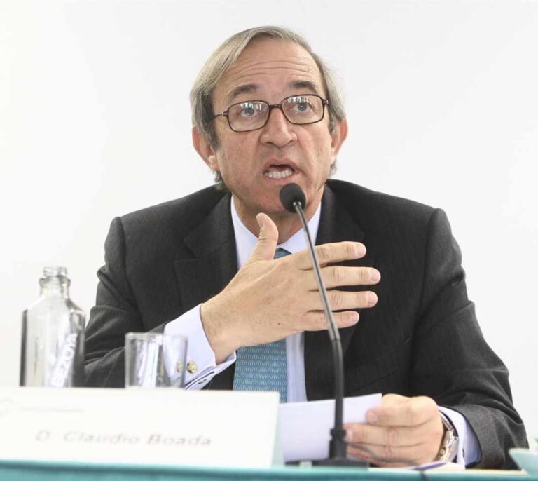 Blackstone defiende que los fondos buitre han saneado los balances bancarios