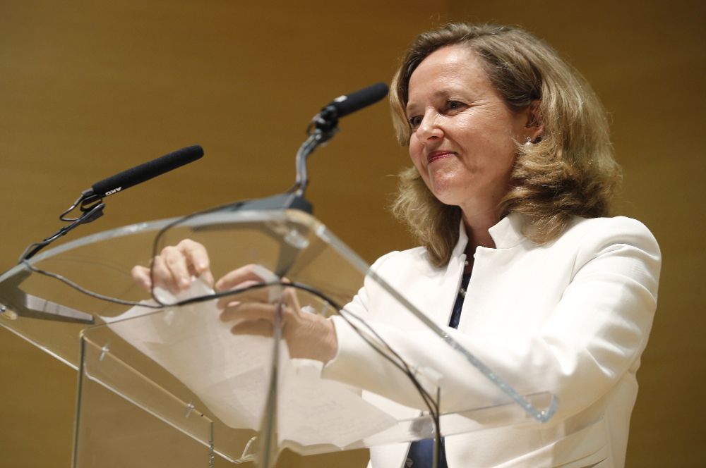 La ministra de Economía Nadia Calviño.