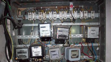 El fraude de la luz: empresas y grandes clientes son los que (te) roban electricidad