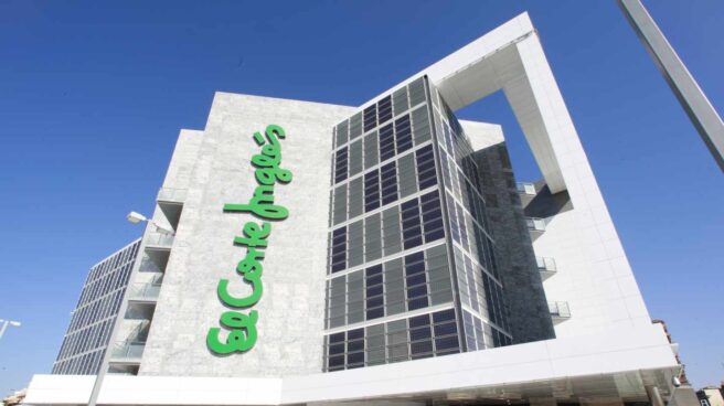 El Corte Inglés prepara la apertura total de sus centros a partir del lunes y la salida paulatina del ERTE