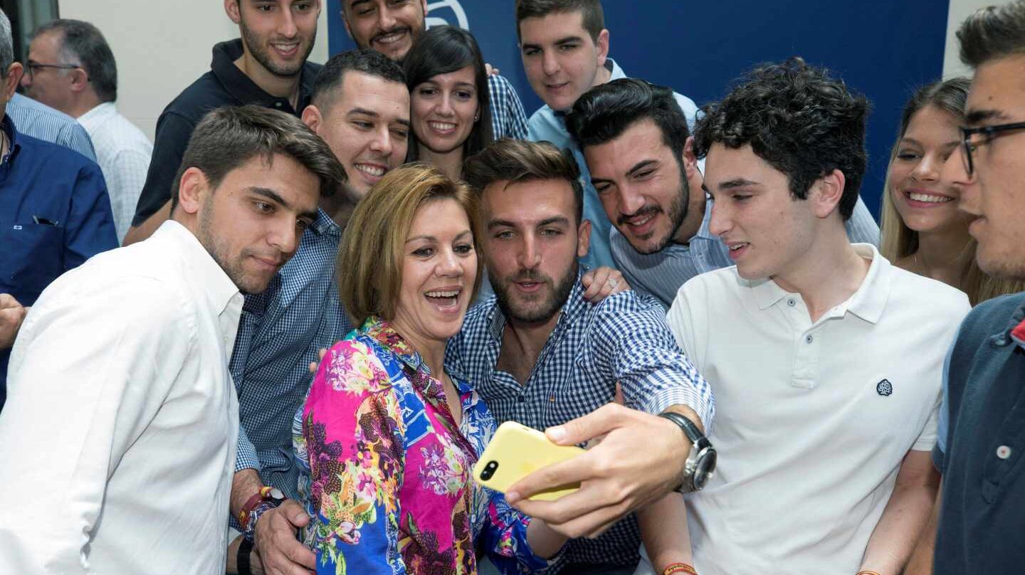María Dolores de Cospedal, en un acto de campaña.