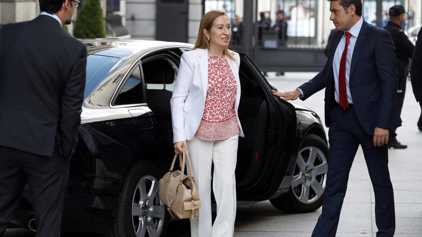 Casado elige a Ana Pastor como su 'número dos' por Madrid al Congreso