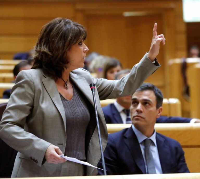 Fiscales denuncian ante Europa el plan de Sánchez para ascender a Dolores Delgado