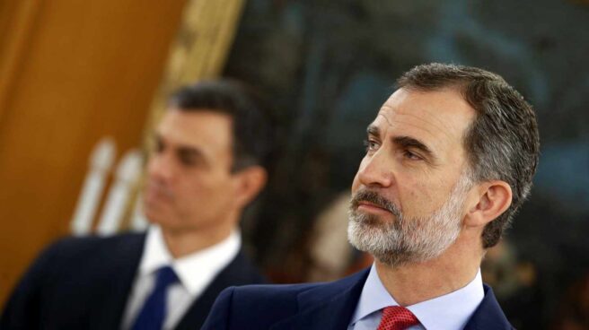 Felipe VI y Pedro Sánchez, en el palacio de La Zarzuela.