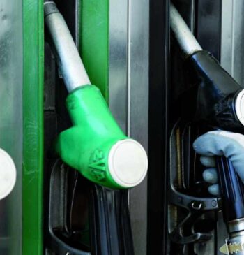 Los conductores españoles pagan un 27% más por el diésel y un [...]
