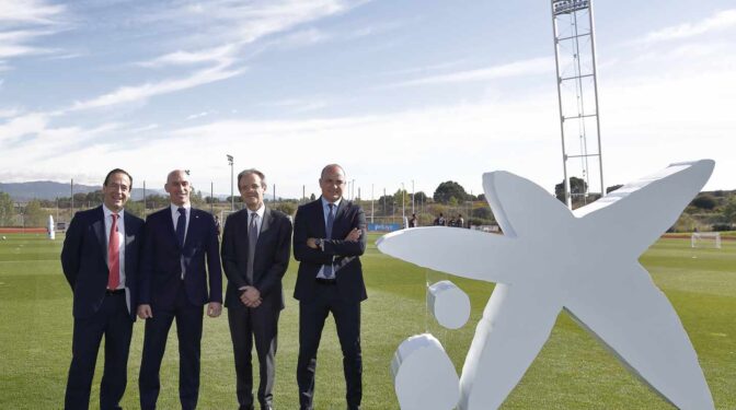 CaixaBank patrocinará a la selección española de fútbol hasta 2024