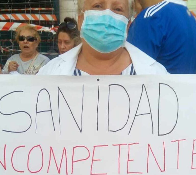 "Hay indicios de que en iDental extraían dientes sanos para poner implantes"