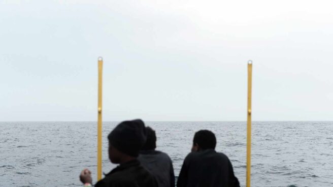 inmigrantes_aquarius Varios de los inmigrantes rescatados, en la cubierta del Aquarius.