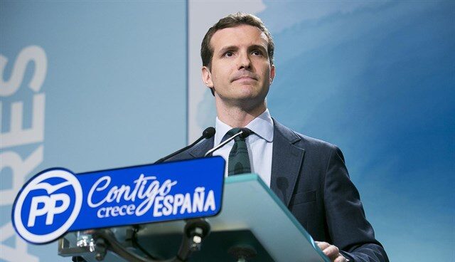 Pablo Casado se presentará como candidato "para liderar la España de los balcones"