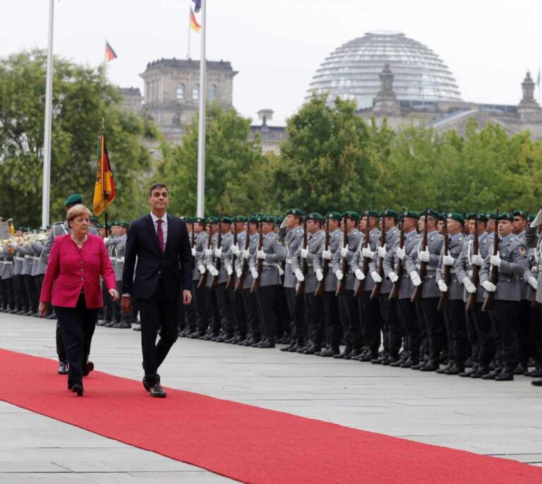 Primera reunión entre Sánchez y Merkel con la entrega de Puigdemont de fondo