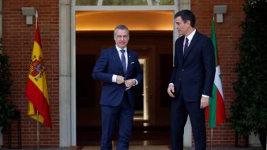 Sánchez pacta con Urkullu una nueva 'ley de torturas' para retirar el recurso al Constitucional