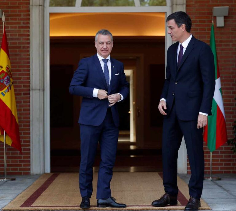 Urkullu y el Gobierno negocian a contrarreloj la cesión de competencias