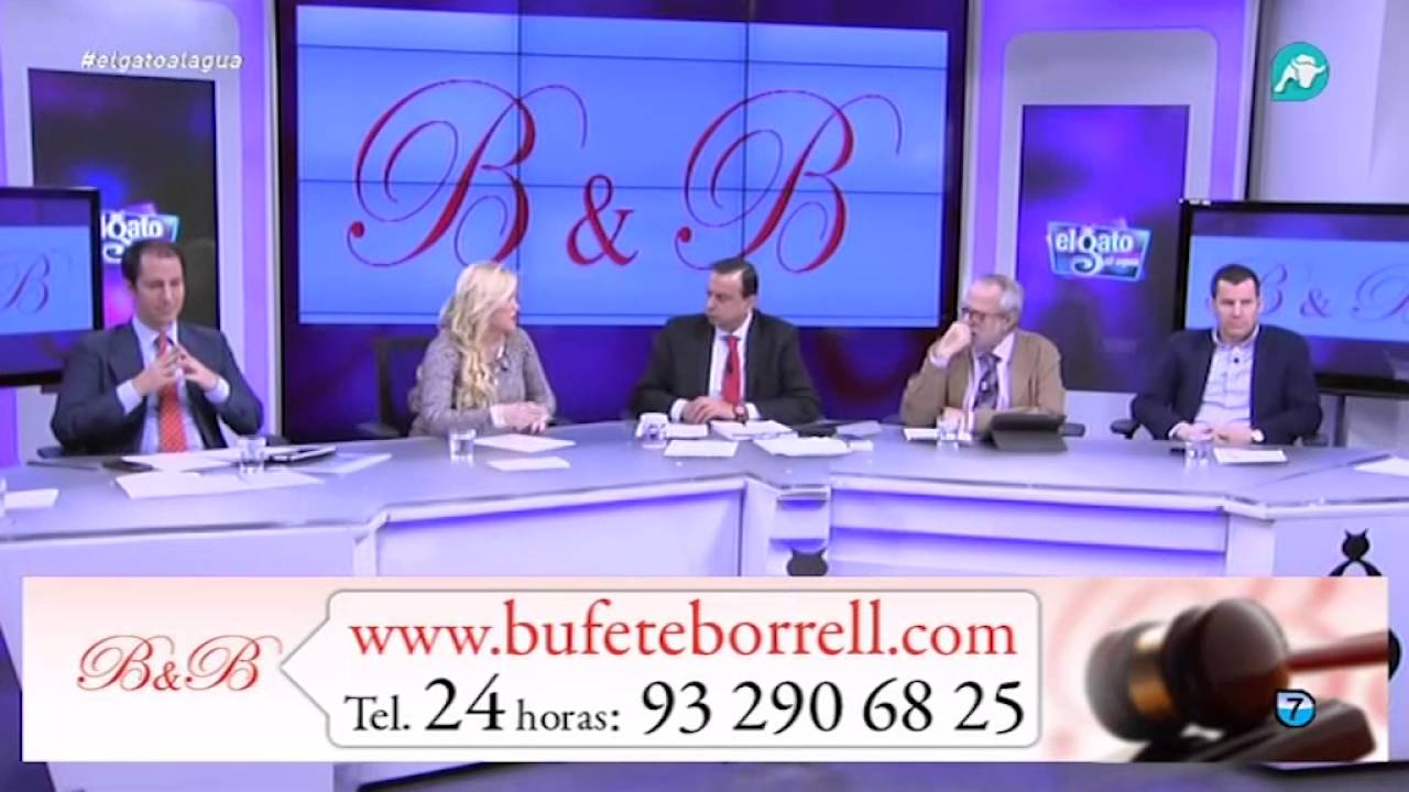 Silvia Borrell (segunda por la izquierda) en un plató de televisión.
