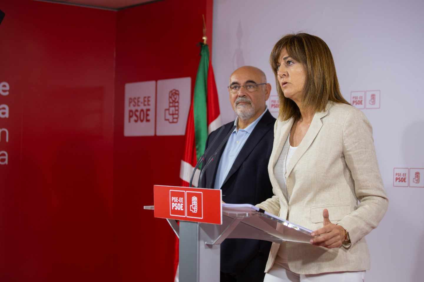 El PSE, contra el PNV por los elementos "peligrosos" del nuevo estatuto vasco
