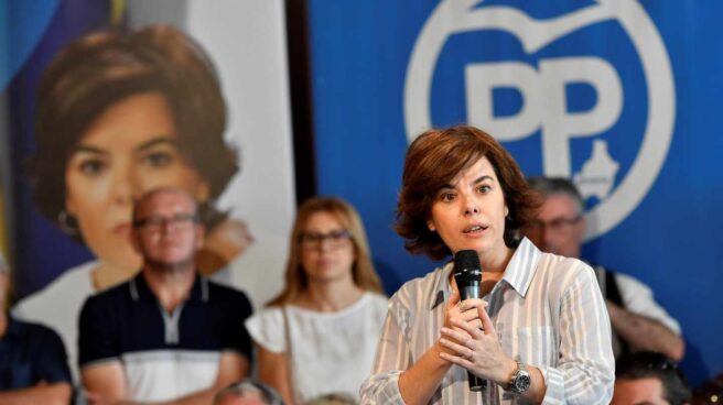 Sáenz de Santamaría: "El PP tiene la responsabilidad de echar a Sánchez cuanto antes"