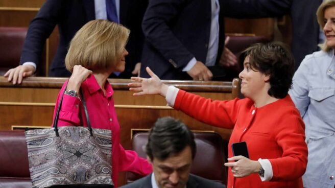 María Dolores de Cospedal y Soraya Sáenz de Santamaría.