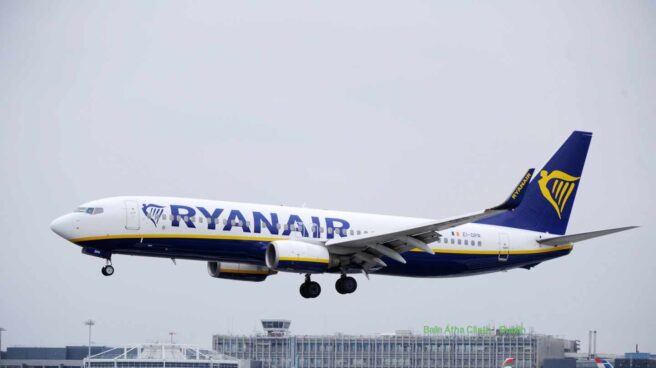 Ryanair sufre el coronavirus: 200 millones de pérdidas y la mitad de pasajeros del año