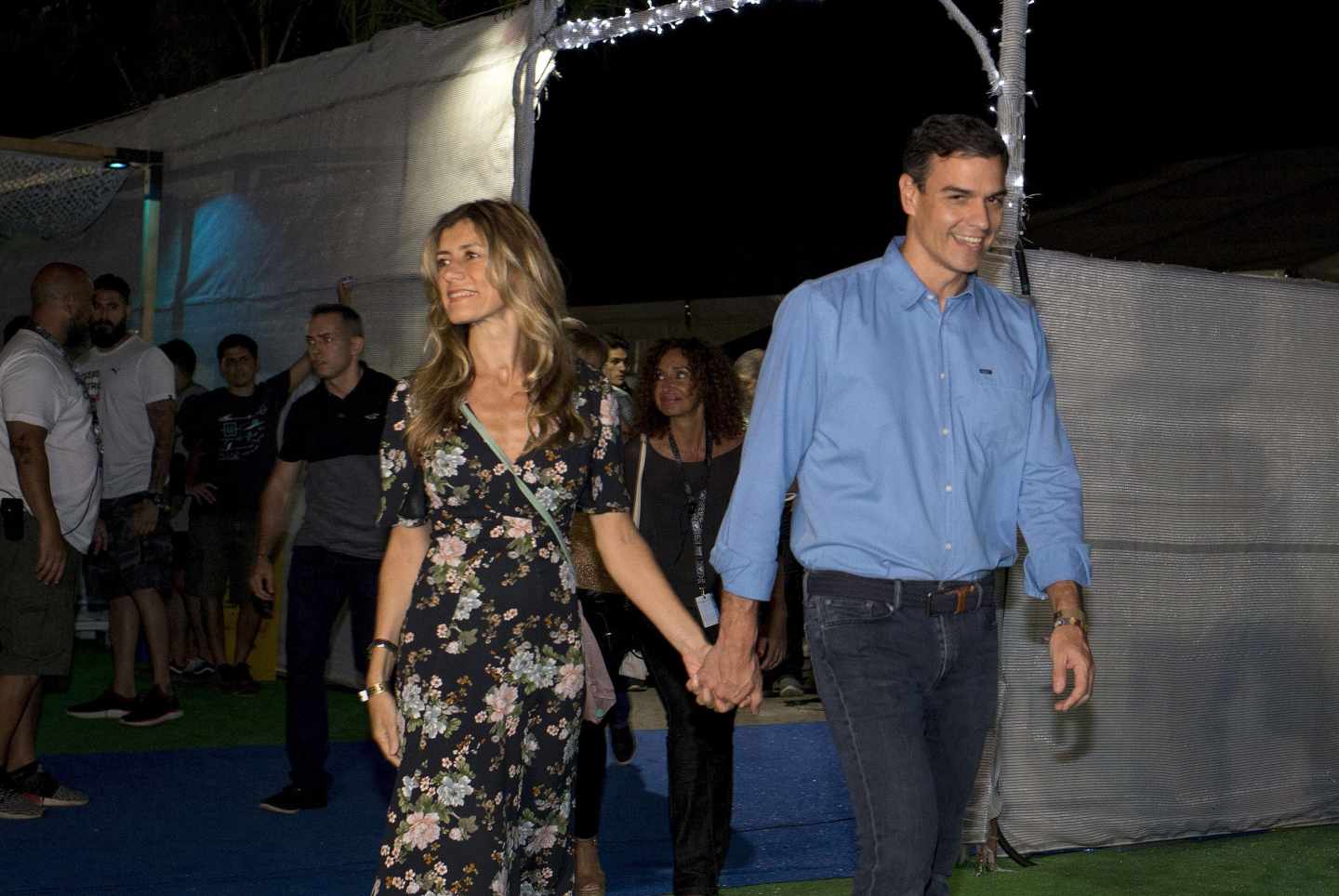 Pedro Sánchez y su mujer llegan al concierto de The Killers en Benicasim.