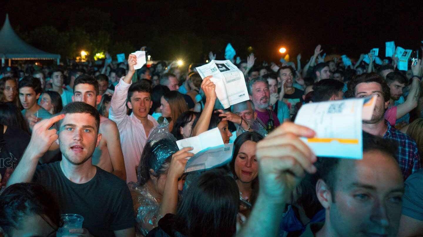David Guetta planta a sus seguidores en Santander