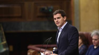 Rivera, a Sánchez: "¿Quién del PSOE está en la lista de amnistiados para no quererla publicar?"