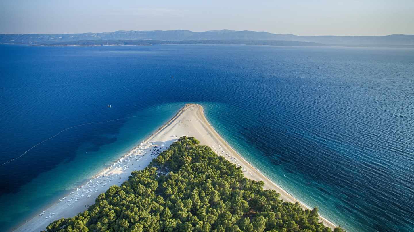 Mediterráneo en estado puro: siete islas donde naufragar