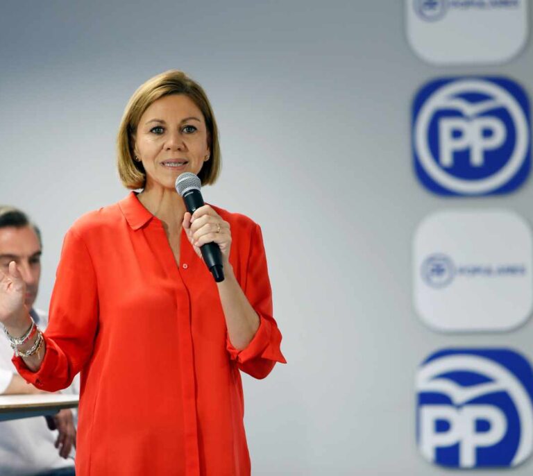Cospedal considera la candidatura de Casado "próxima" a Aznar