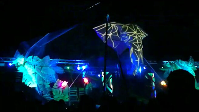 Kamikaze 3.0, la rave de Villar del Saz de Navalón. Kamikaze 3.0, la rave de Villar del Saz de Navalón.