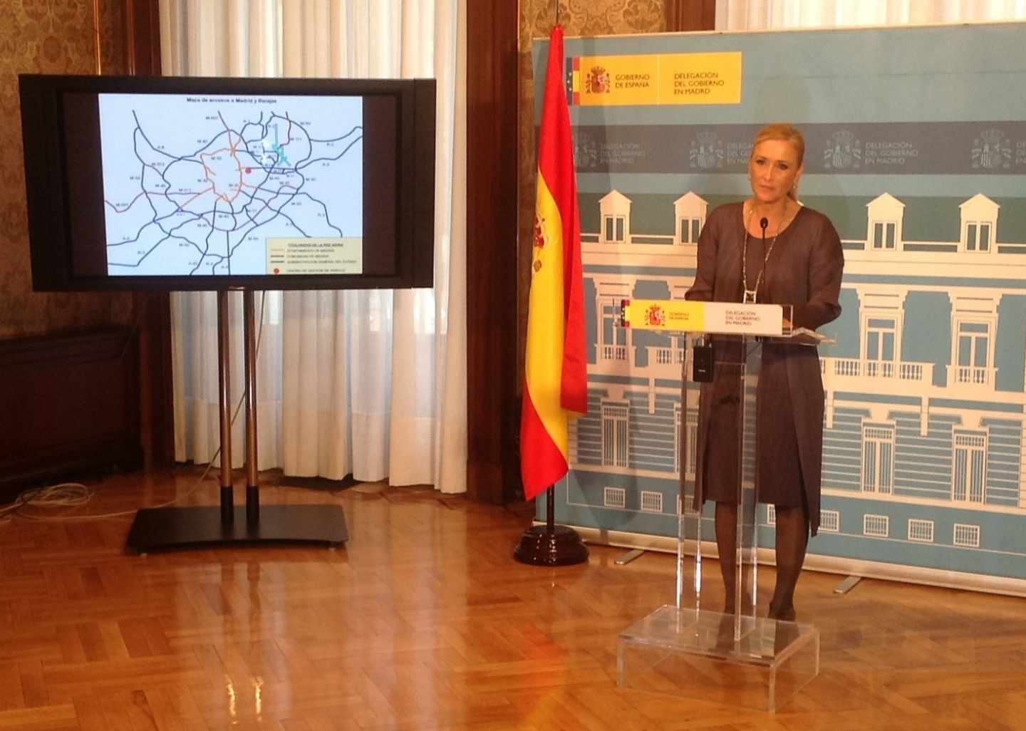 Cristina Cifuentes, en una comparecencia informativa durante su etapa como delegada del Gobierno en Madrid.