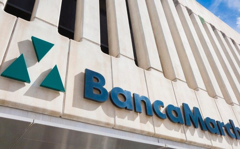 March quiere parchear la fuga de banqueros: negocia comprar 1.300 clientes ricos de BNP