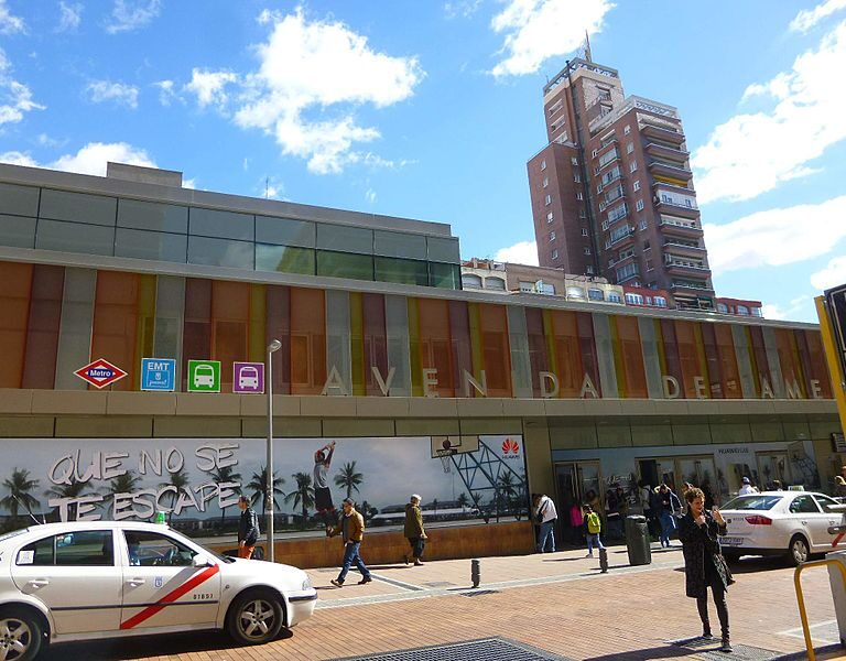 Desalojan el intercambiador de Avenida de América por una maleta sospechosa