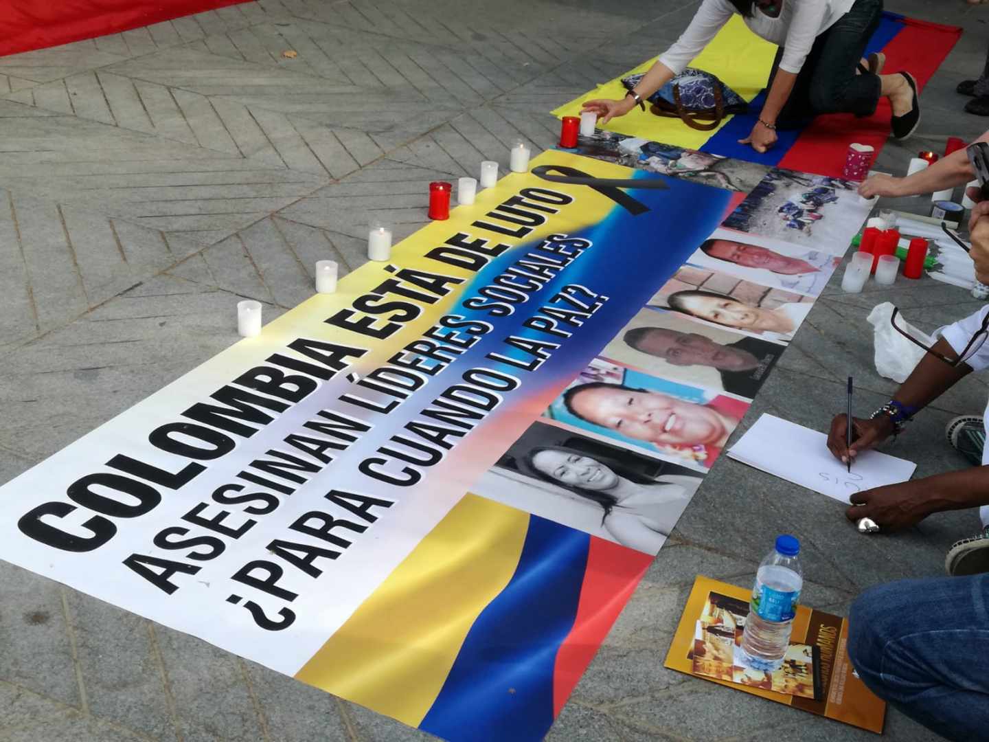 Manifestación en Madrid contra los crímenes de activistas colombianos