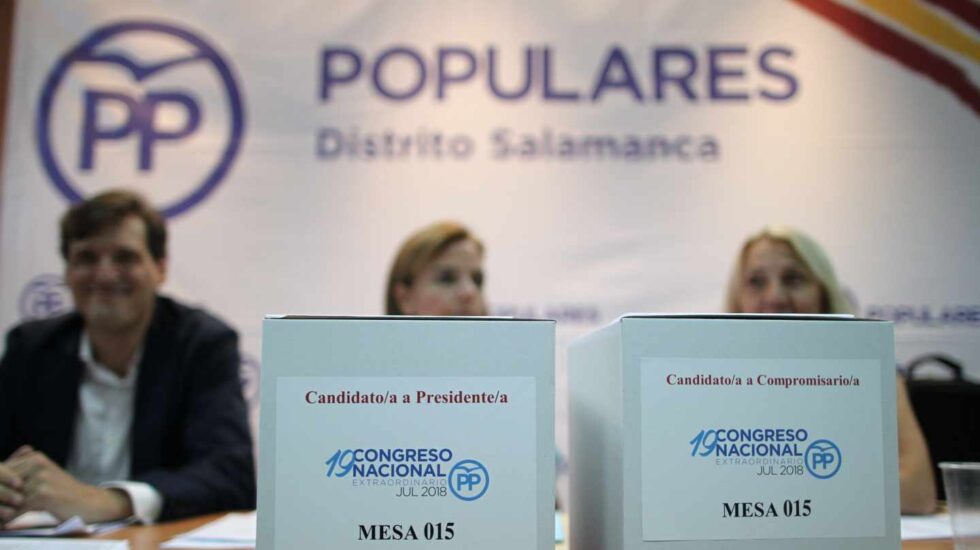 Mesa electoral PP