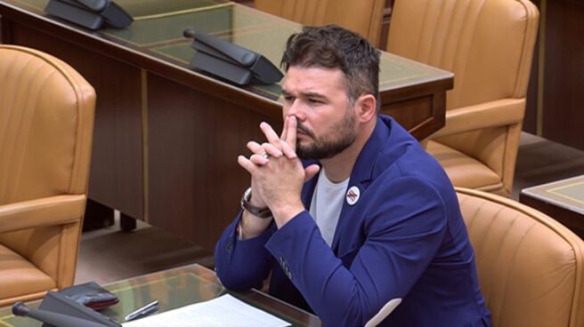 Rufián se encara con un diputado del PDeCAT en el Congreso por quitarle la palabra