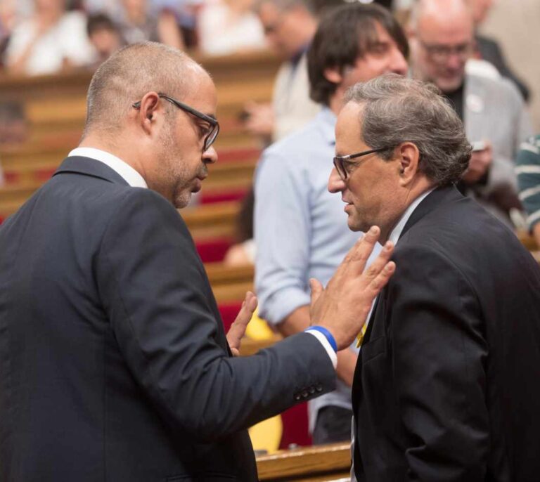 Presidencia atribuye a Buch la iniciativa de crear un cuerpo de escoltas para Torra