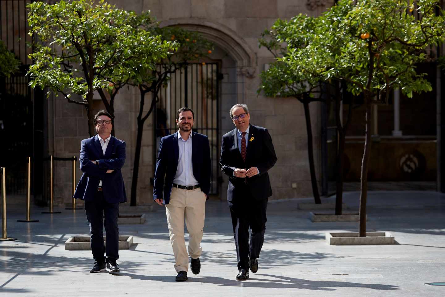 Garzón apoya el referéndum tras verse con Torra en el Palau de la Generalitat