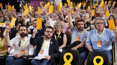 ERC aprueba la ponencia que no descarta ninguna vía para alcanzar la república