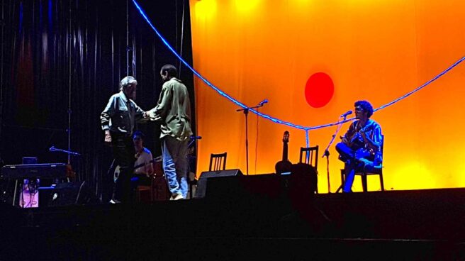 Caetano Veloso baila con su hijo Moreno en Valencia
