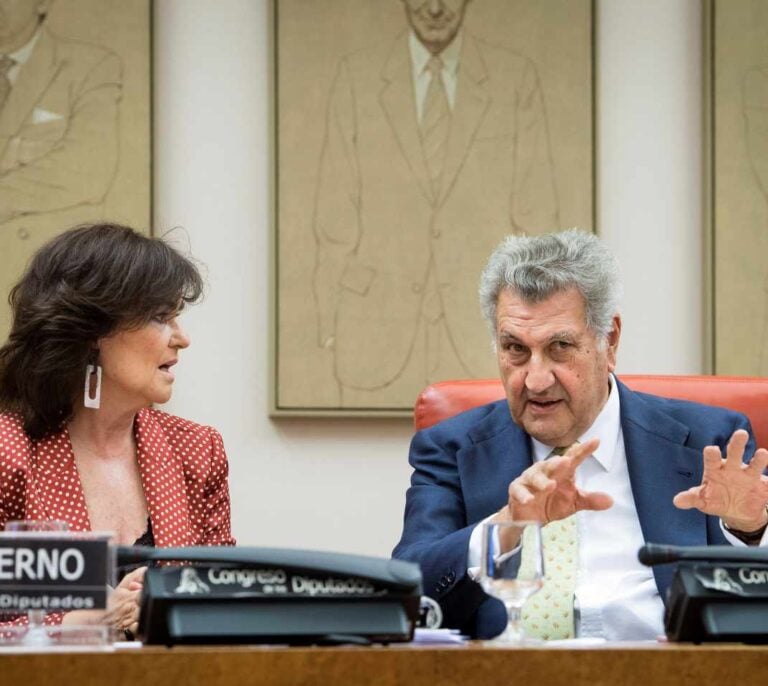 El Gobierno ofrece a Torra diálogo sin límites pero no admite la autodeterminación