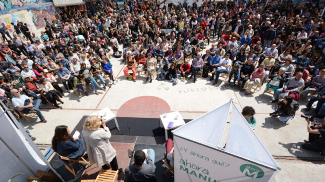 Mitin de Manuela Carmena en el barrio de La Latina.