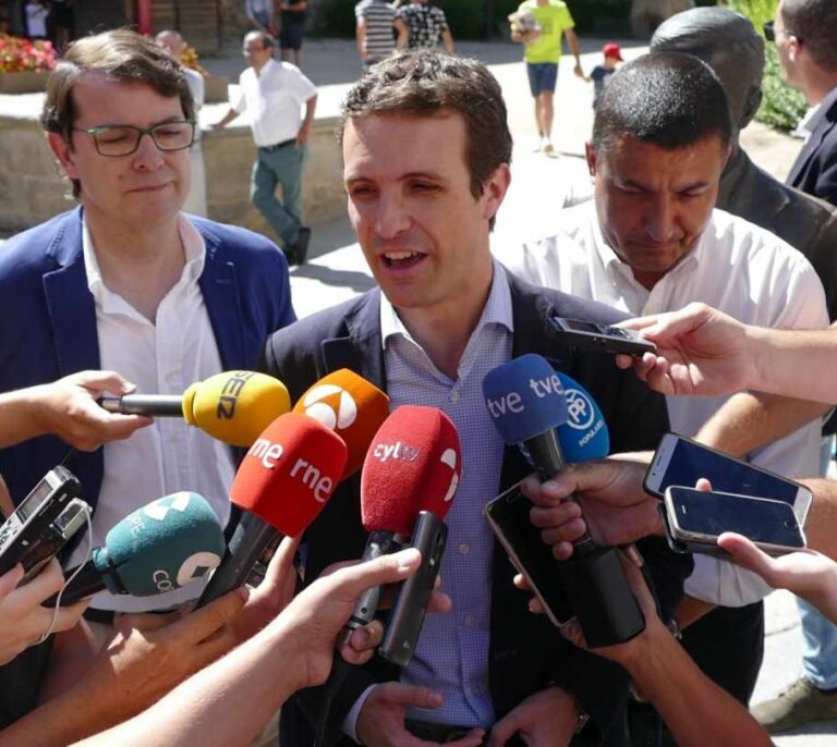 Pablo Casado: "España no puede absorber a los millones de africanos que quieren venir"