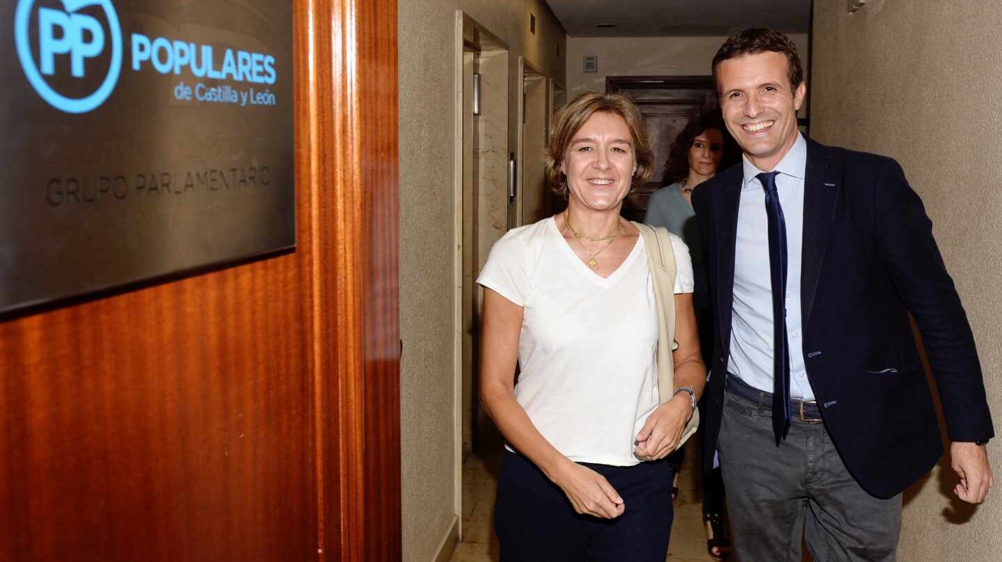 Isabel García Tejerina y Pablo Casado.
