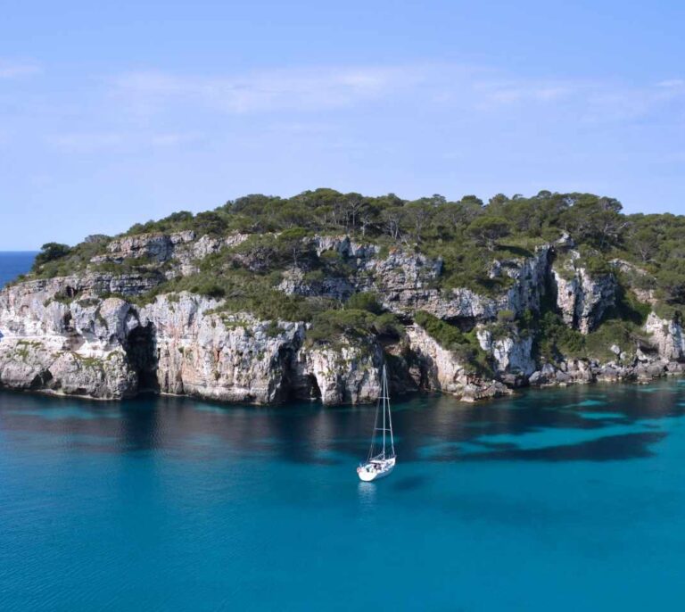 Formentera, Deià e Ibiza, los municipios más caros del país para comprar casa