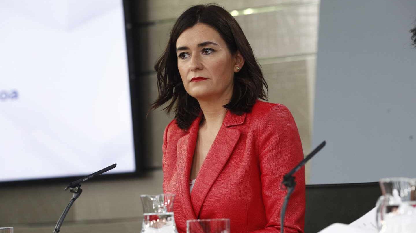 Carmen Montón, ministra de Sanidad, tras el Consejo de Ministros en el que se ha aprobado el Real Decreto de Universalización de la Sanidad.