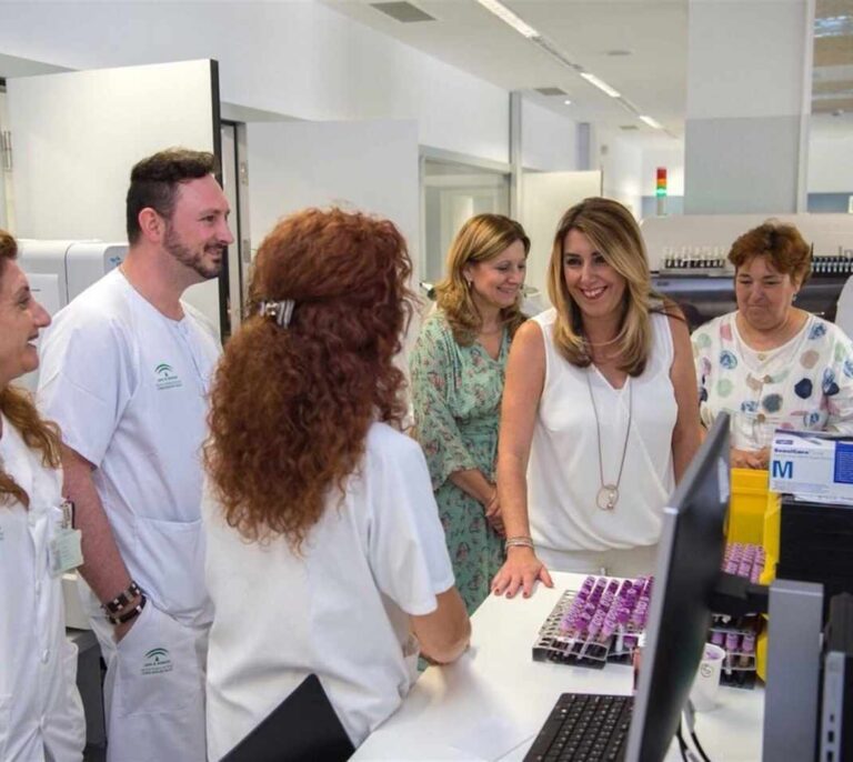 Díaz anuncia que las habitaciones de los hospitales públicos tendrán televisión gratis