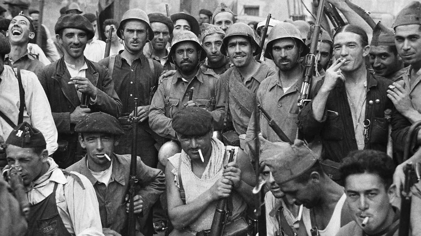 Foto de Alec Wainman de milicias republicanas del frente de Aragón. Grañén, Huesca, el 12 de septiembre de 1936. 